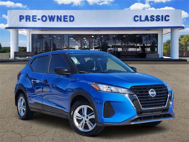 2025 Nissan KICKS PLAY Base's photo