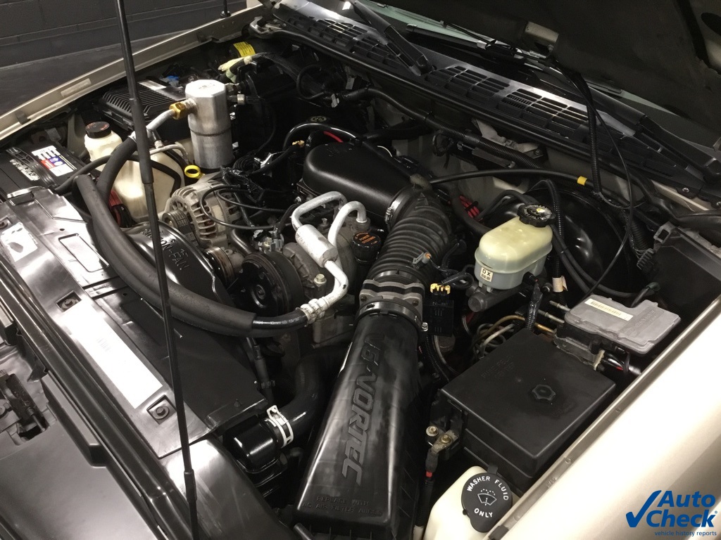 2000 Chevrolet S-10 Pickup photo 34