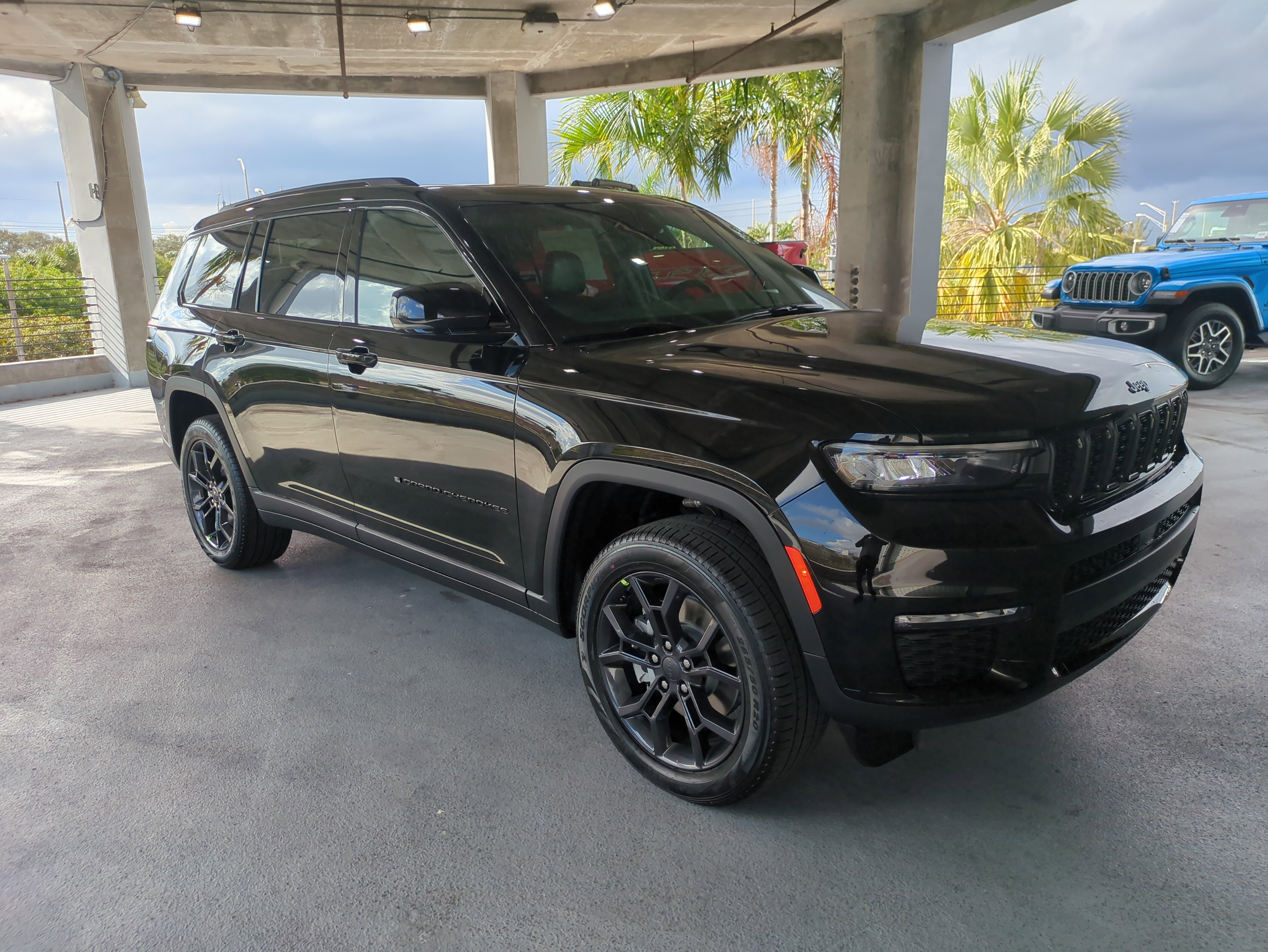 2025 Jeep Grand Cherokee L Limited's photo