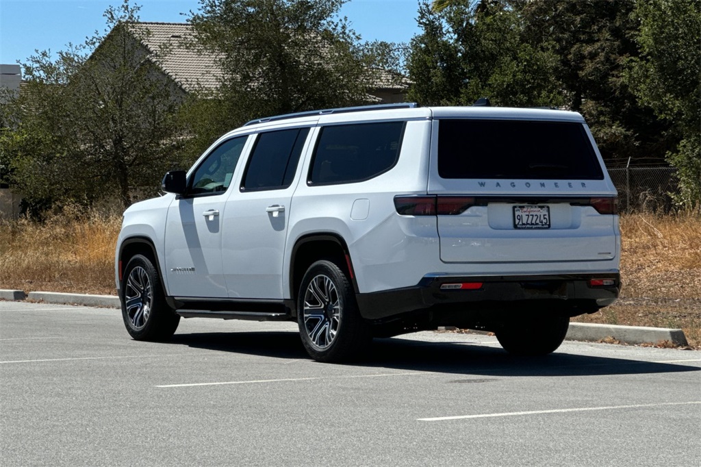 2024 Jeep Wagoneer L Series II photo 6