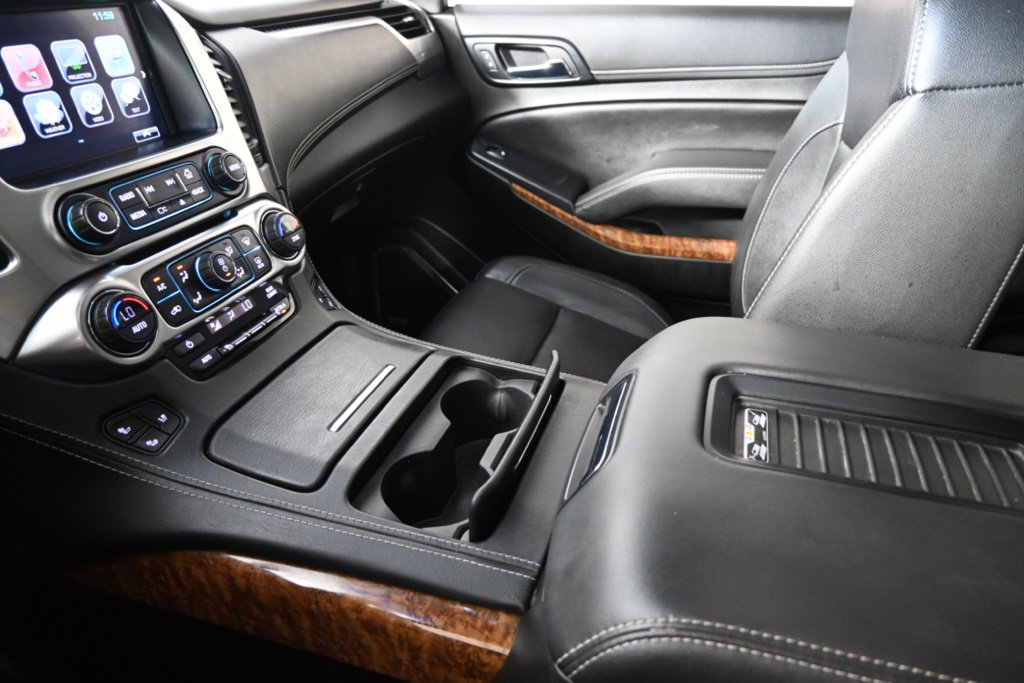 2019 Chevrolet Suburban Premier photo 35