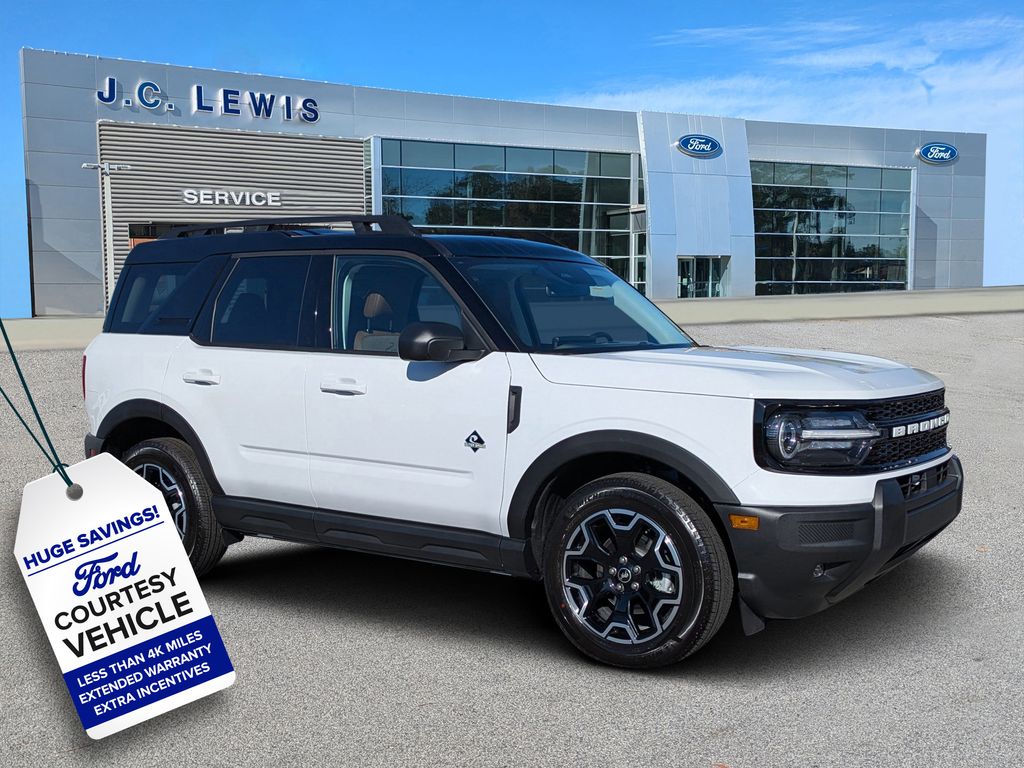 2025 Ford Bronco Sport Outer Banks's photo