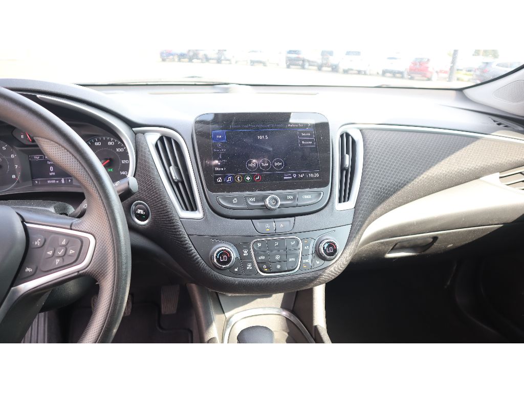 2023 Chevrolet Malibu 1LT photo 16