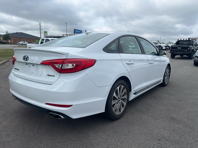 2015 Hyundai Sonata Sport photo 3