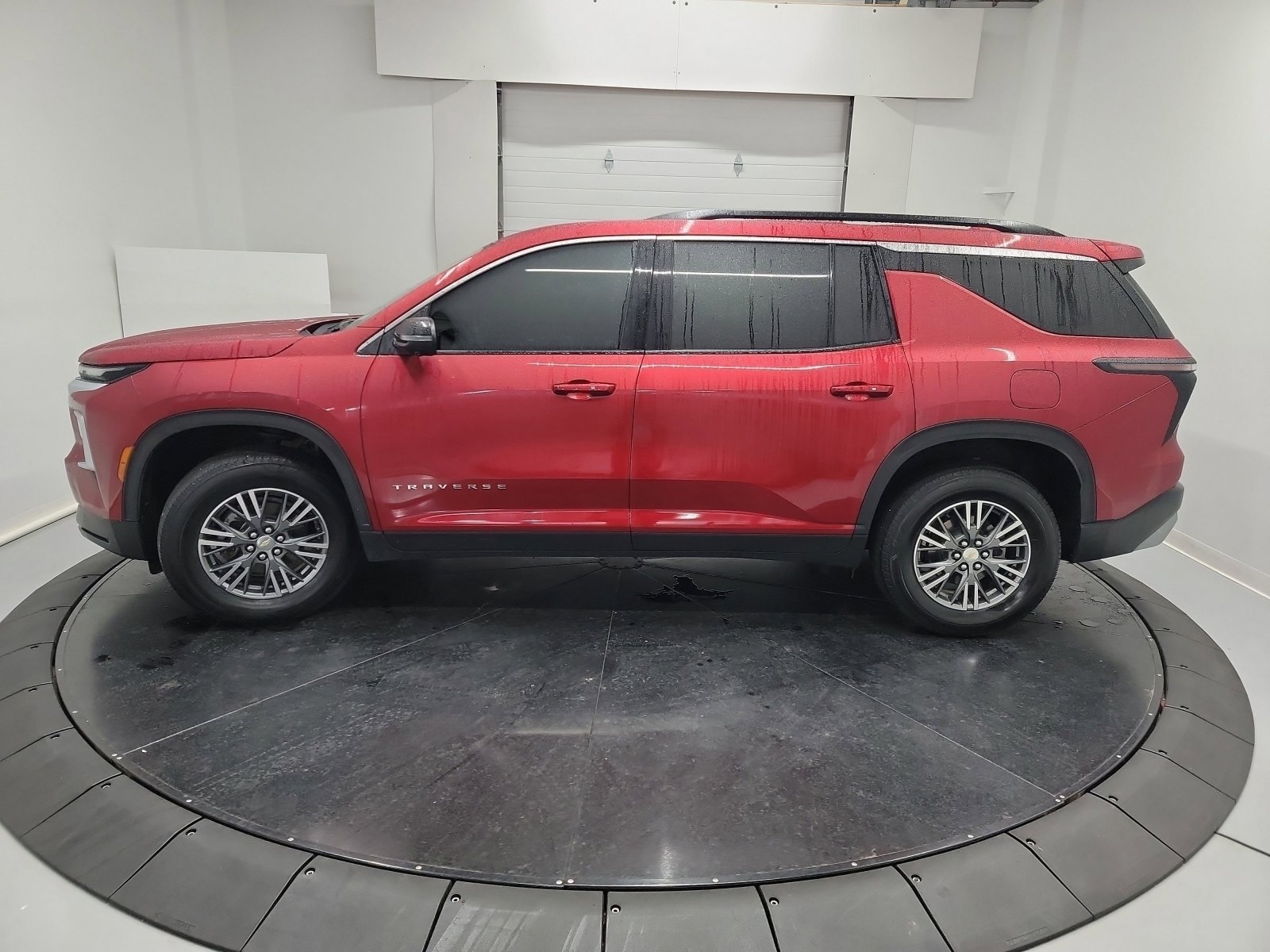 2024 Chevrolet Traverse photo 4