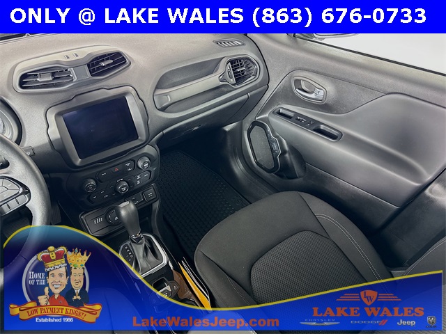 2022 Jeep Renegade Altitude photo 18