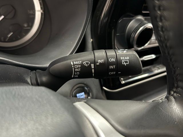 2023 Toyota Highlander LE photo 11