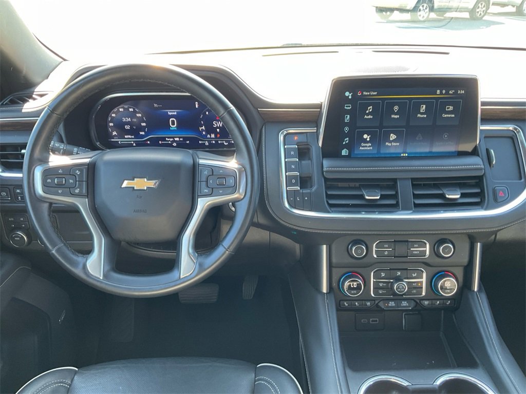 2023 Chevrolet Suburban Premier photo 16