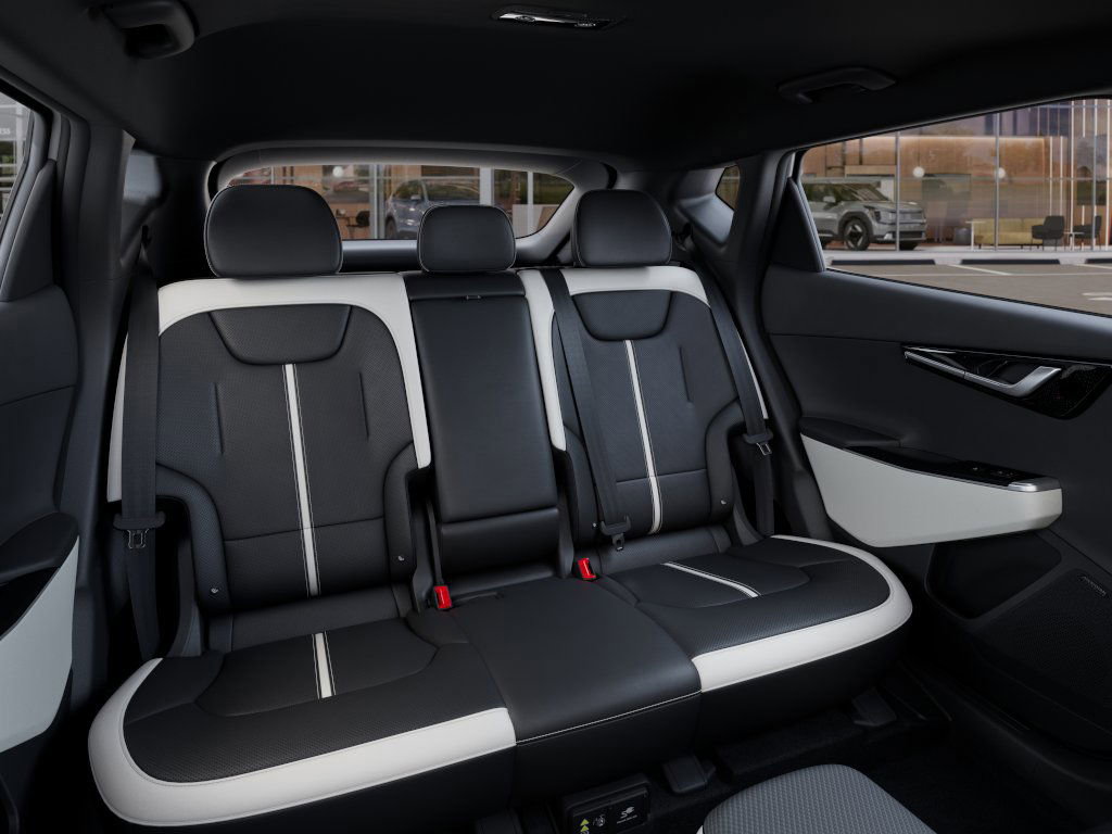 2025 Kia EV6 GT-Line photo 16