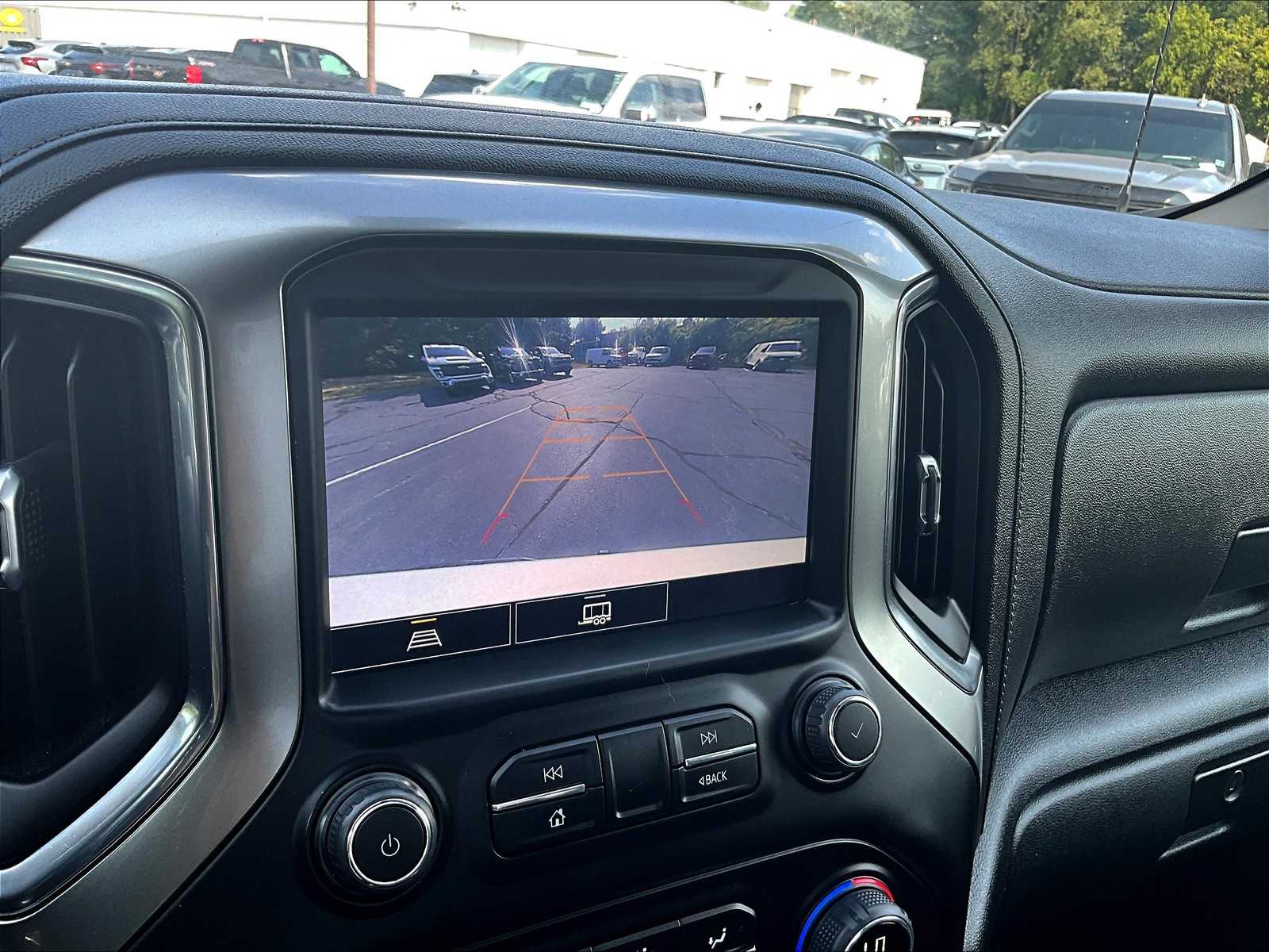 2022 Chevrolet Silverado 1500 RST photo 18