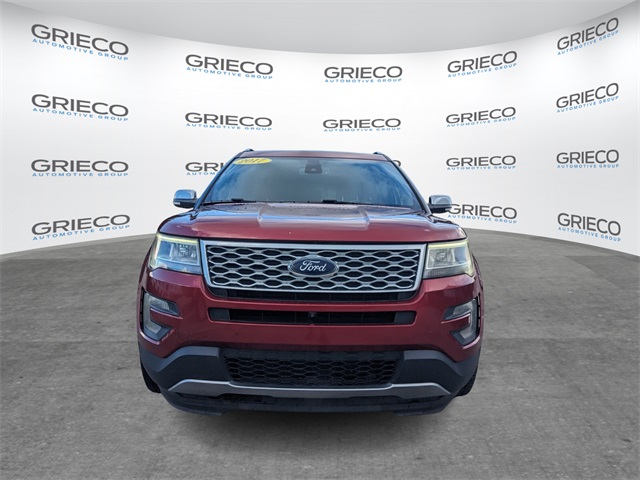 2017 Ford Explorer Platinum photo 3