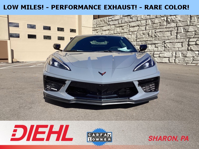 2024 Chevrolet Corvette Stingray 1LT photo 2