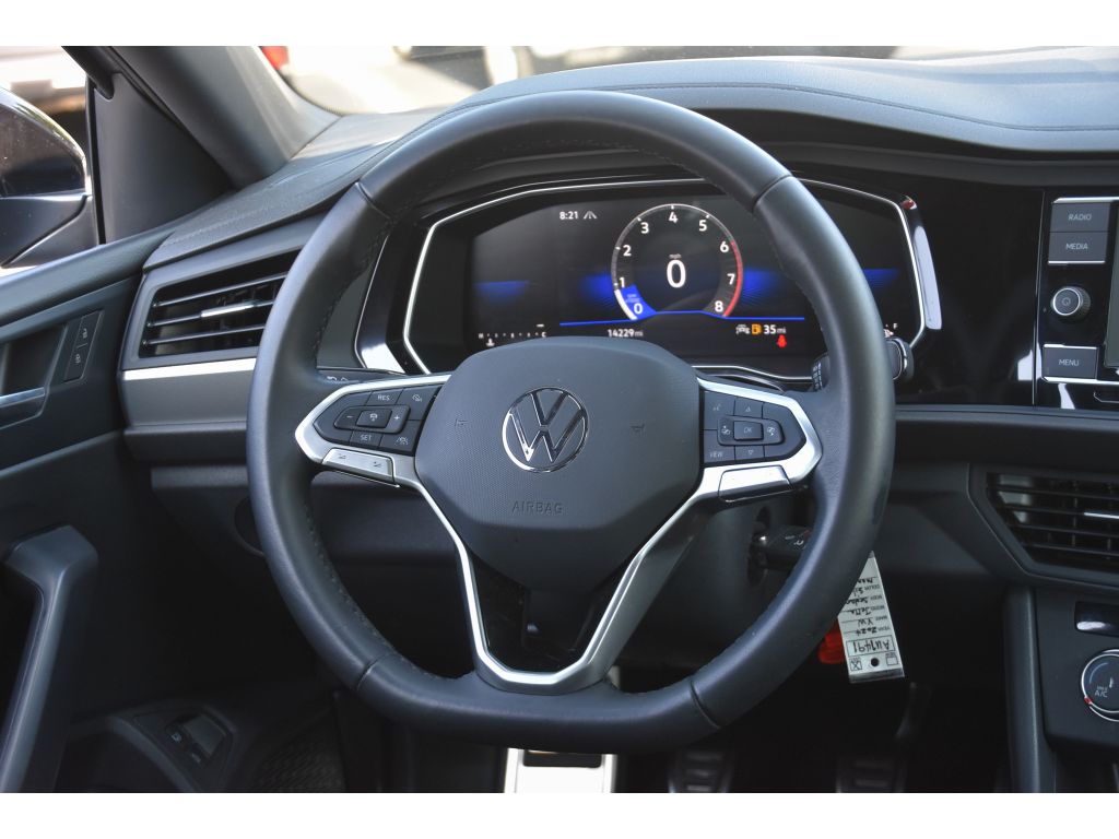 2024 Volkswagen Jetta Sport photo 13