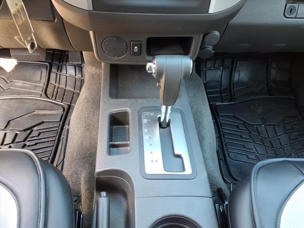 2016 Nissan Frontier S photo 16