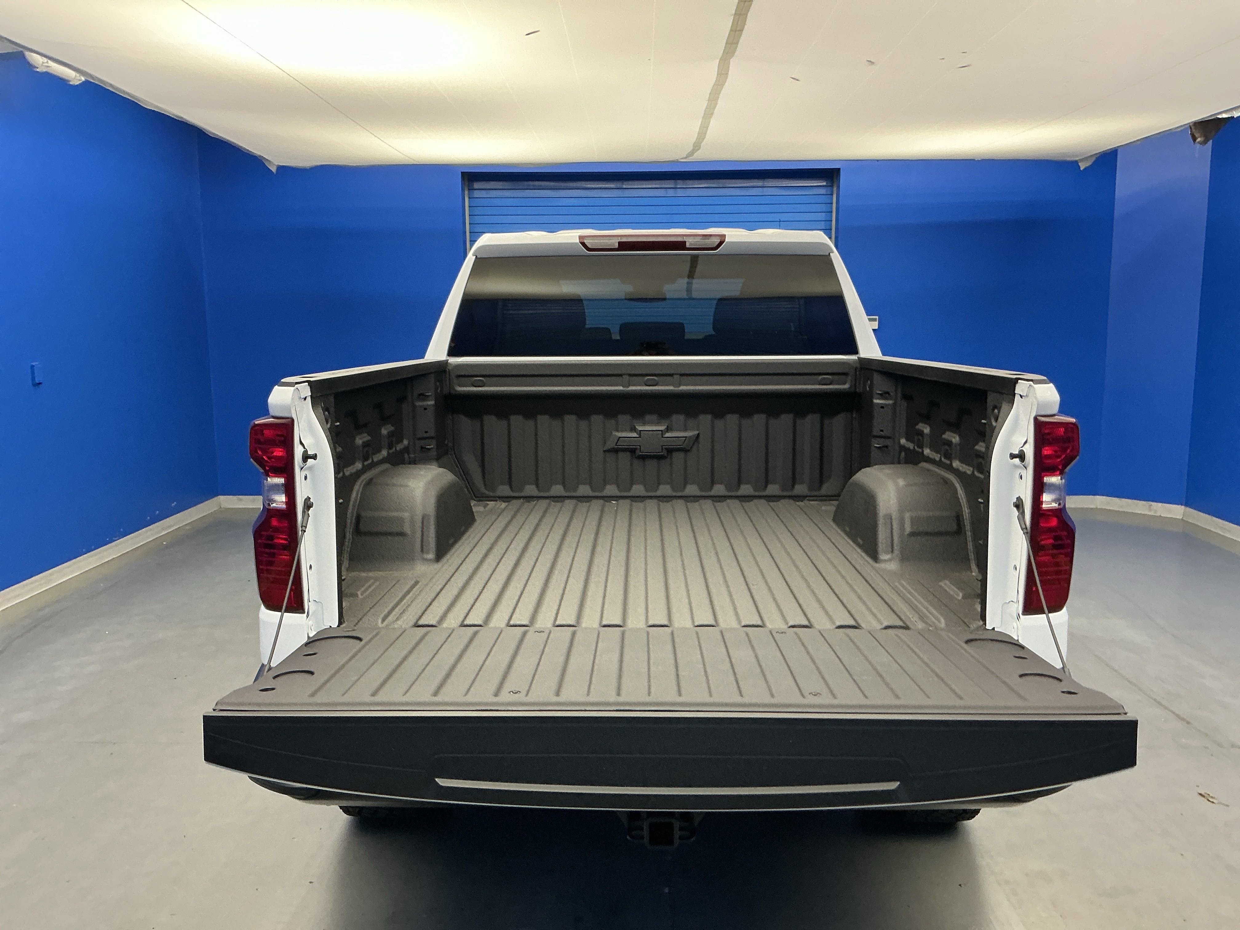 2025 Chevrolet Silverado 1500 Custom Trail Boss photo 18