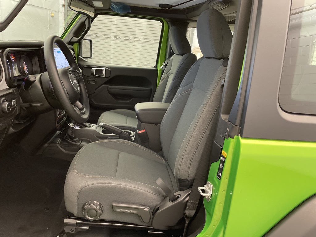 2025 Jeep Wrangler Sport photo 9