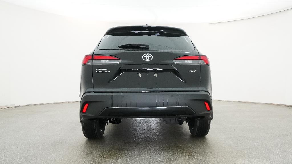 2026 Toyota Corolla Cross XLE photo 17