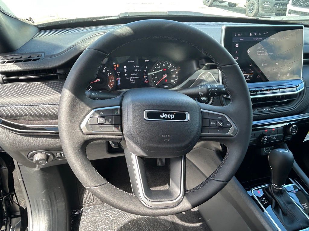 2026 Jeep Compass Latitude Altitude photo 36