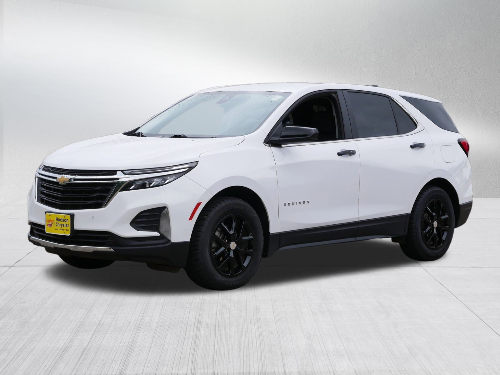 2022 Chevrolet Equinox LT photo 3