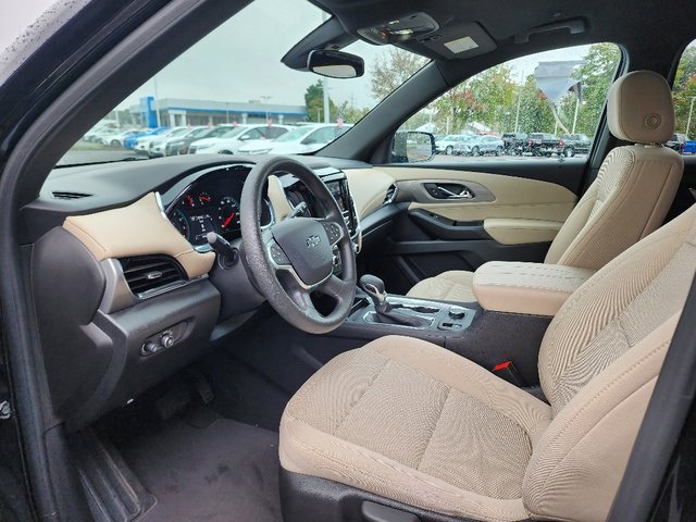 2023 Chevrolet Traverse LS photo 27