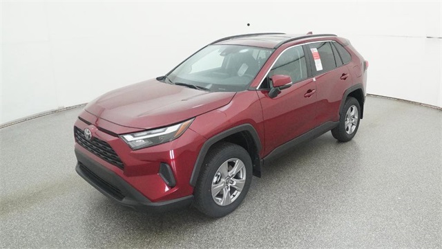 2025 Toyota RAV4 XLE's photo