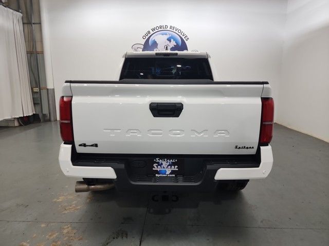 2024 Toyota Tacoma 4x4 Double Cab photo 3