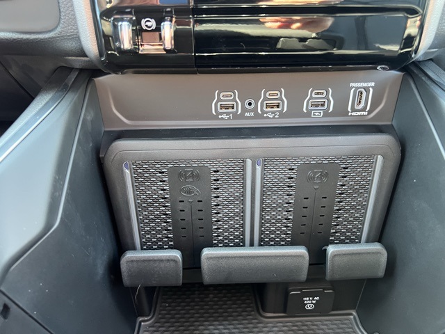 2026 Ram 1500 Laramie photo 19