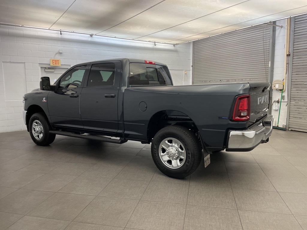 2025 Ram 2500 Tradesman photo 4