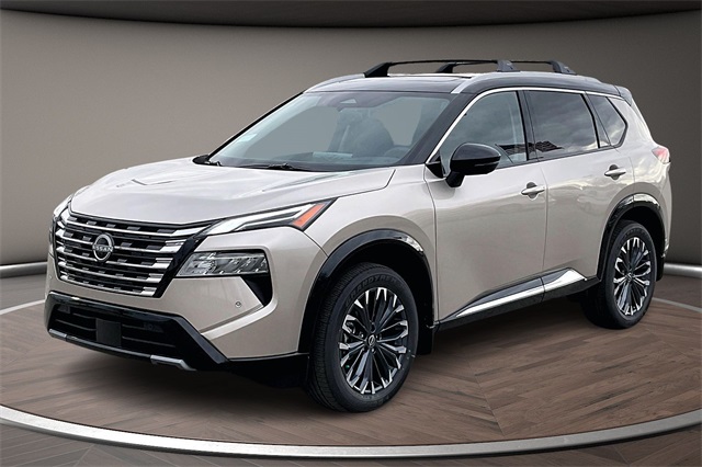 2026 Nissan Rogue Platinum's photo