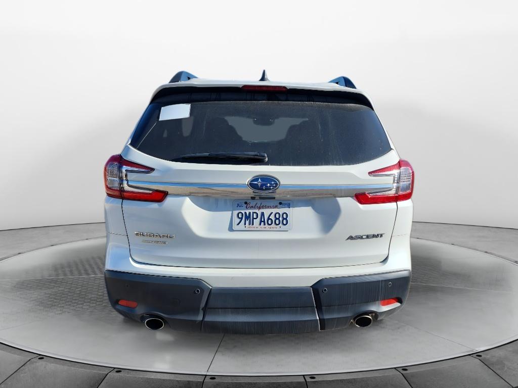 2024 Subaru Ascent Premium photo 4