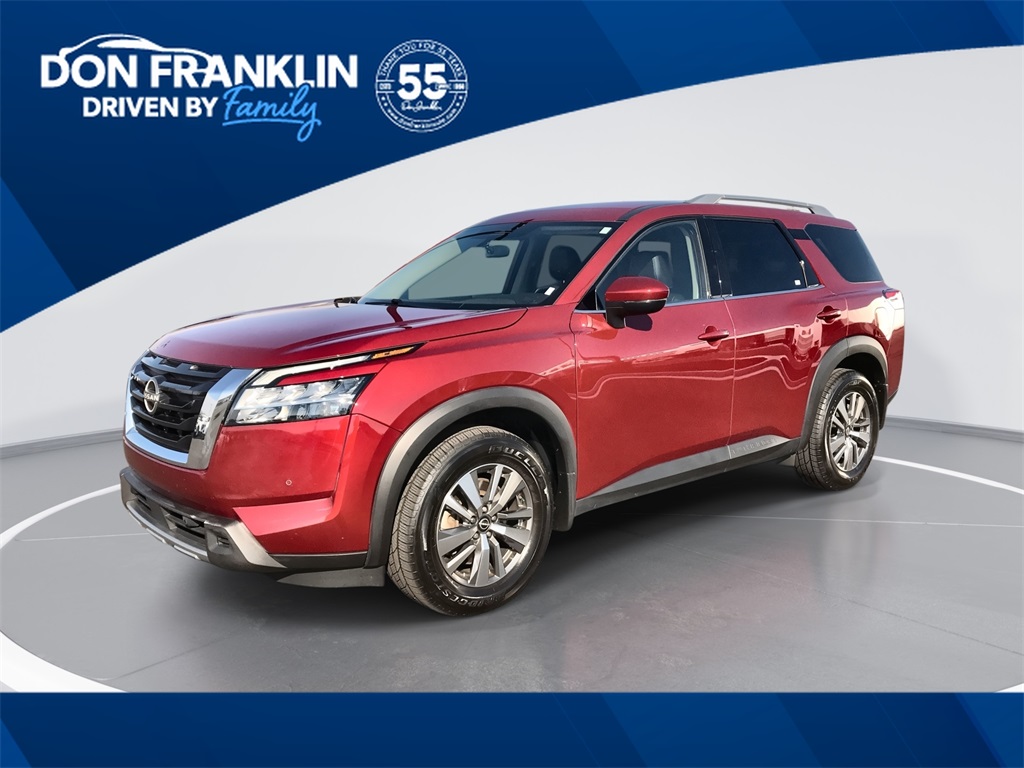 2023 Nissan Pathfinder SL