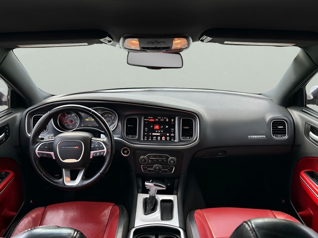 2016 Dodge Charger SXT photo 12