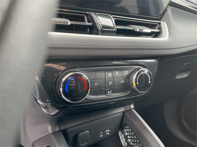 2024 CHEVROLET TRAILBLAZER - Image 33