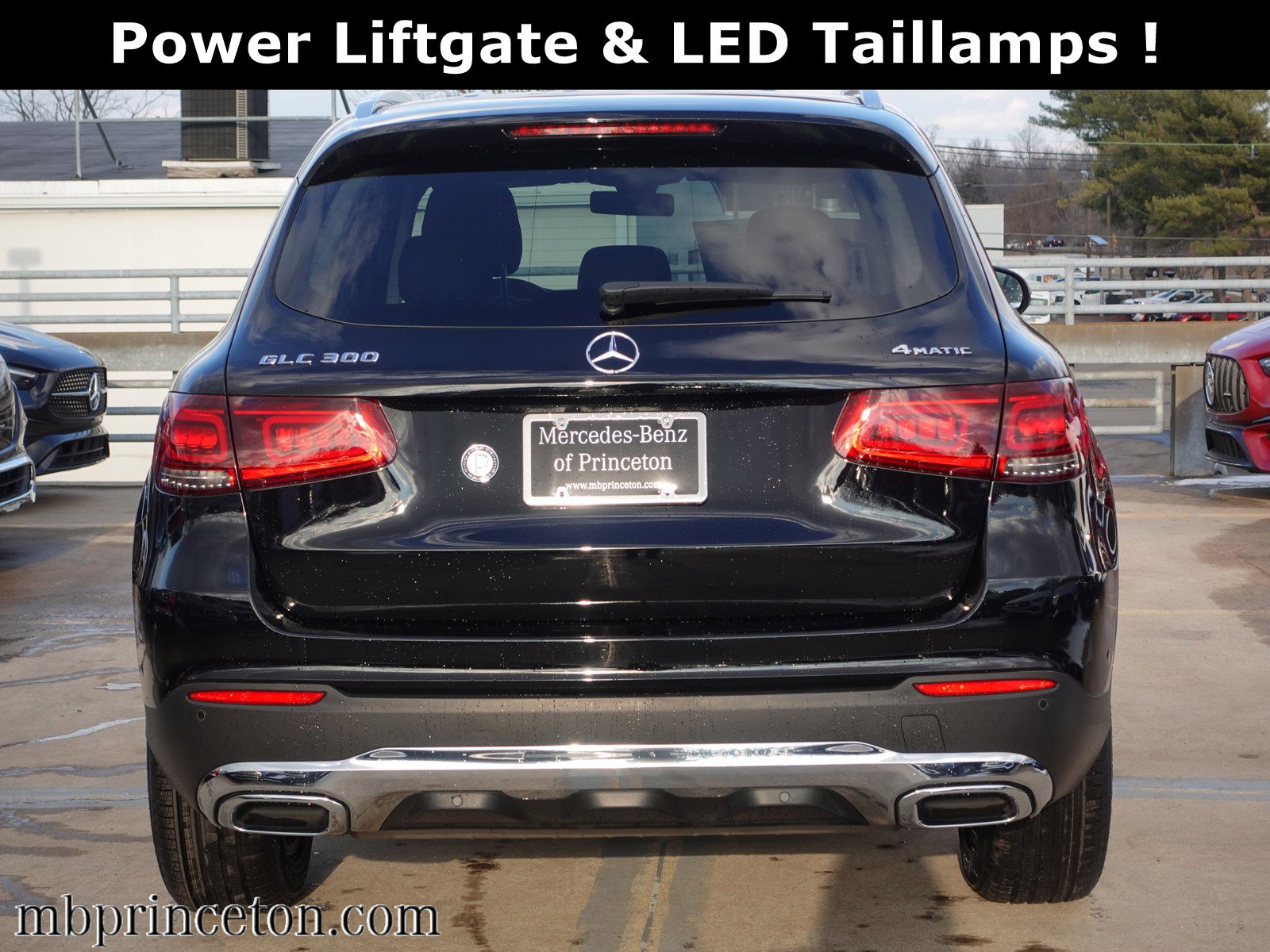 2021 Mercedes Benz GLC 300 4MATIC photo 4