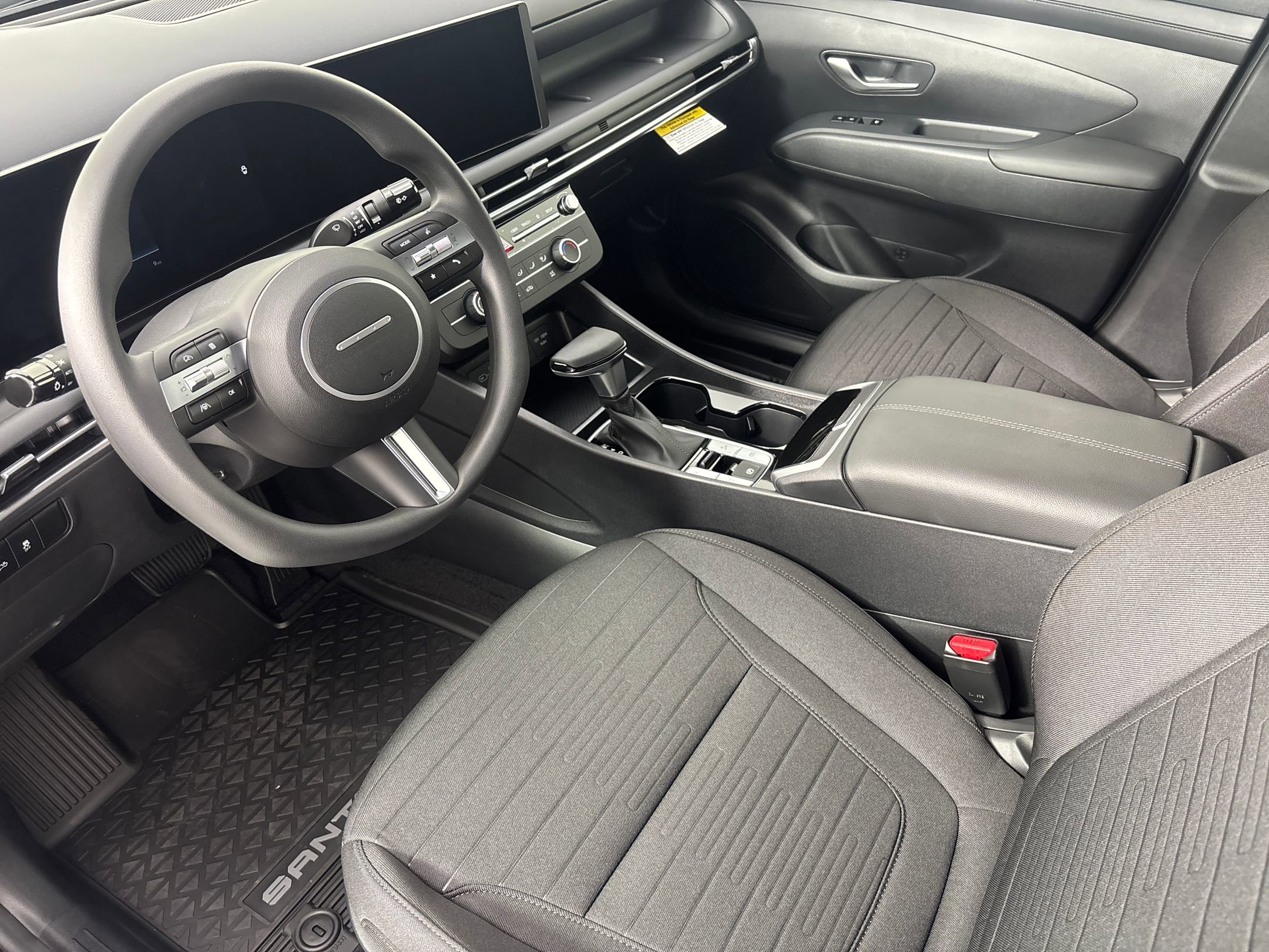 2026 Hyundai Santa Cruz SE photo 4