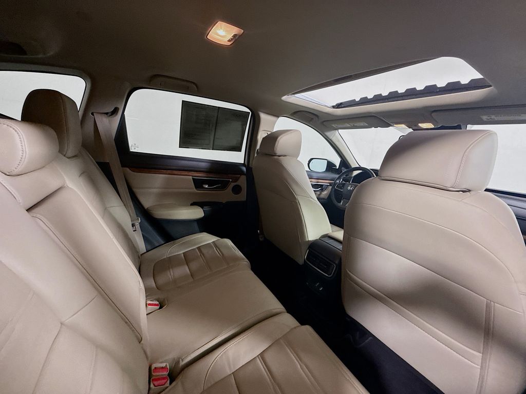 2020 Honda CR-V Touring photo 26