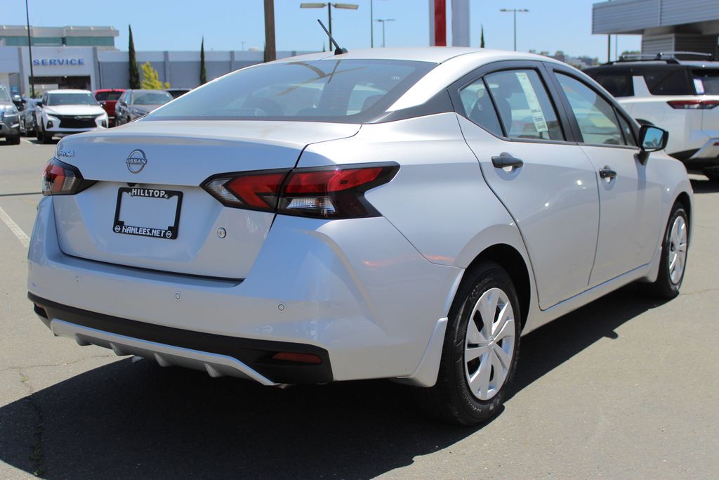 2025 Nissan Versa 1.6 S photo 6