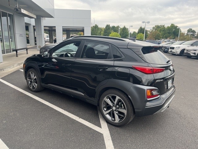 2021 Hyundai Kona Limited photo 2