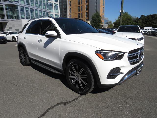 2024 Mercedes Benz GLE 350 4MATIC photo 3