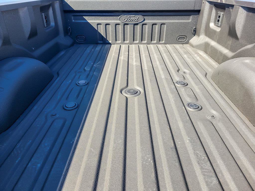 2025 FORD F-450 - Image 27