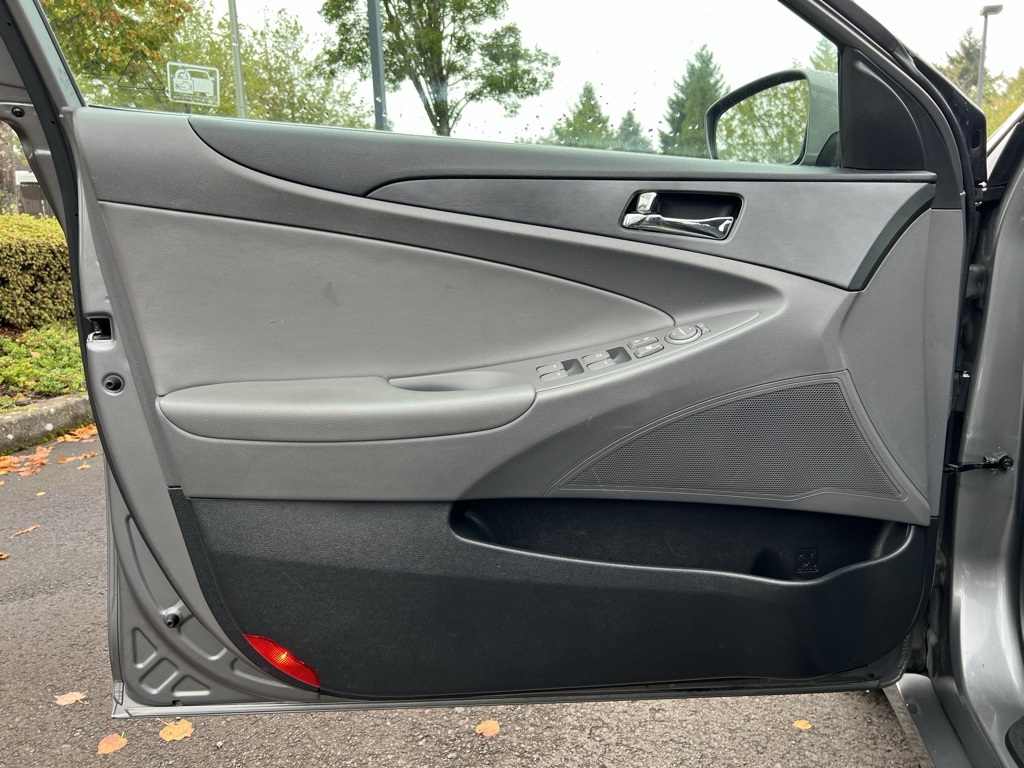 2013 Hyundai Sonata GLS photo 7