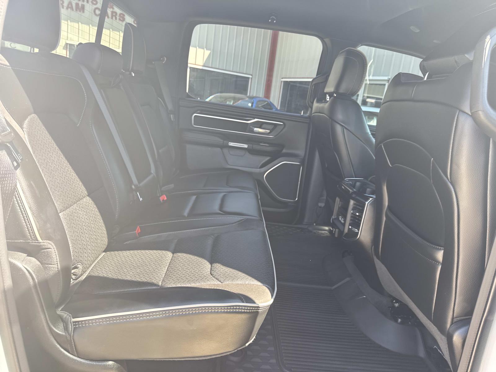 2022 Ram 1500 Laramie photo 8
