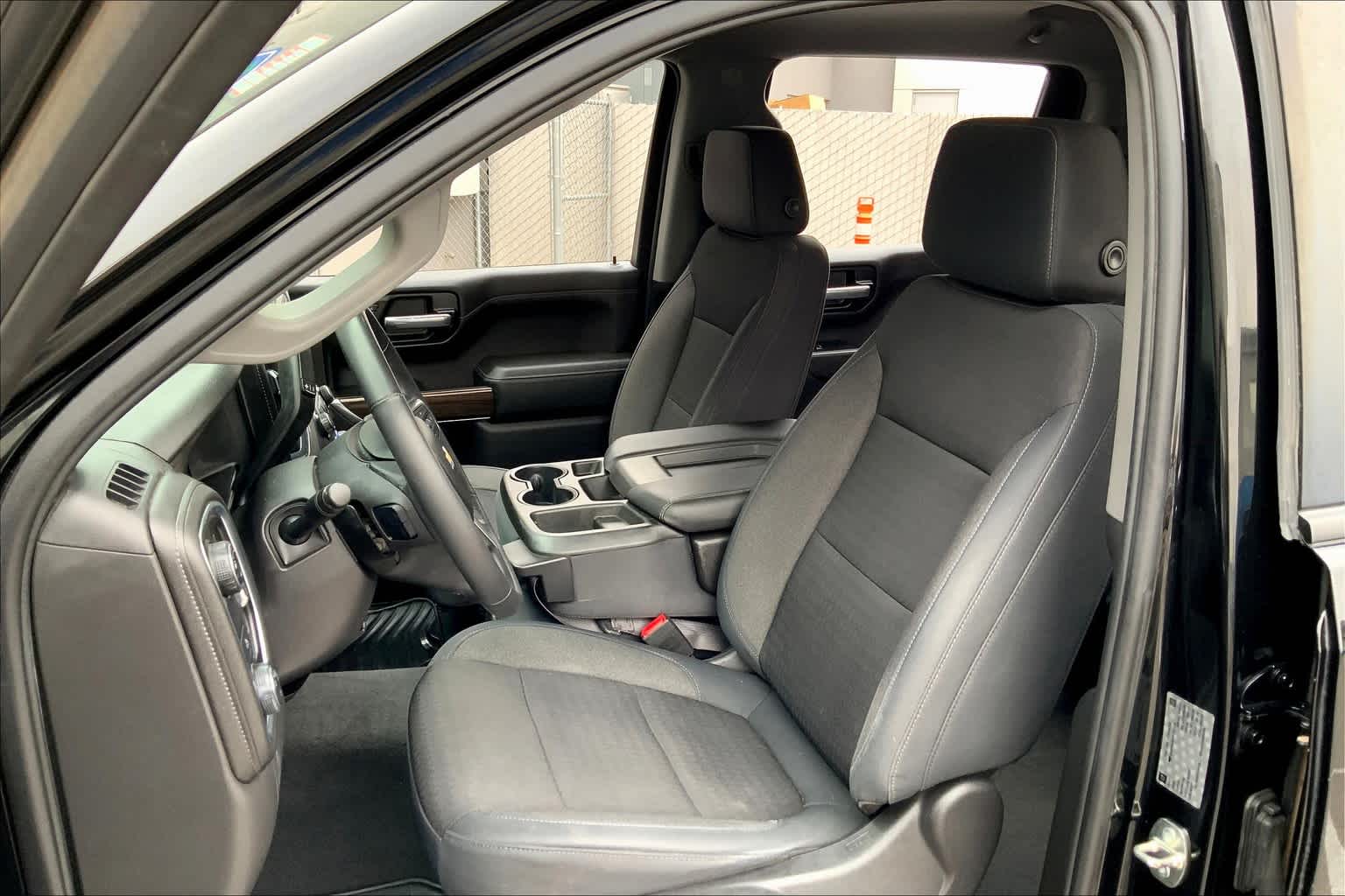 2019 Chevrolet Silverado 1500 LT photo 7