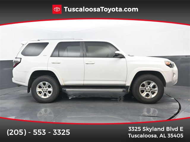 2016 Toyota 4Runner SR5's photo