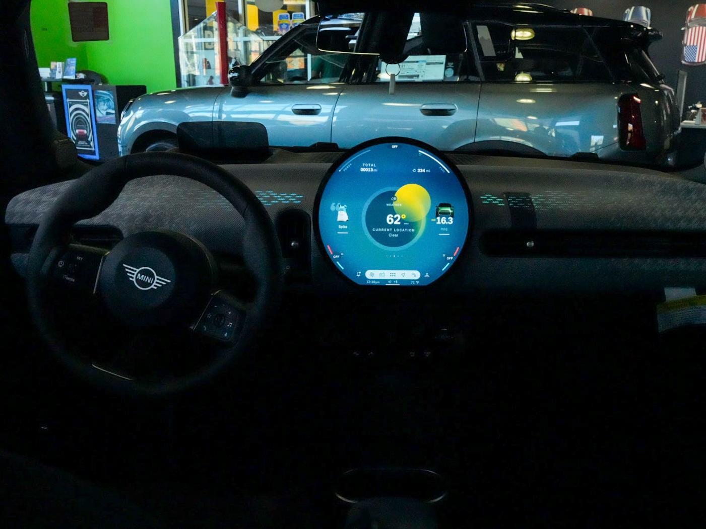 2026 Mini Cooper Hardtop S 2 Door Iconic photo 4