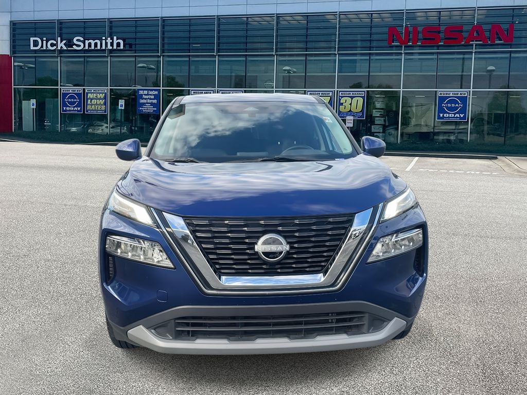 2023 Nissan Rogue SV photo 2