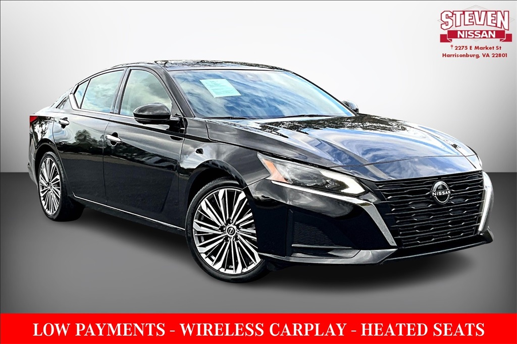 2023 Nissan Altima SL's photo