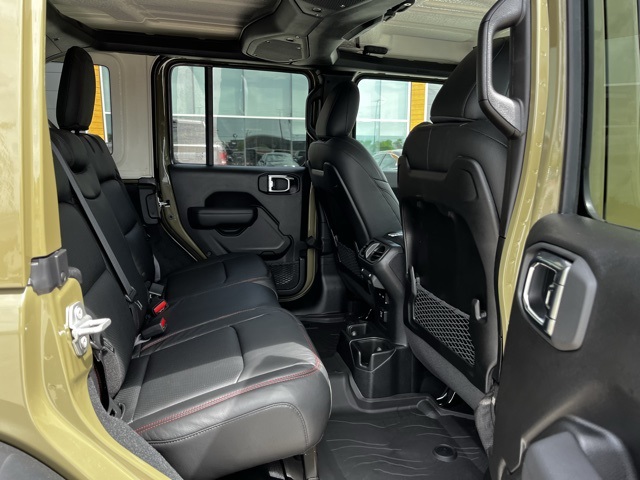 2025 Jeep Wrangler Rubicon photo 20