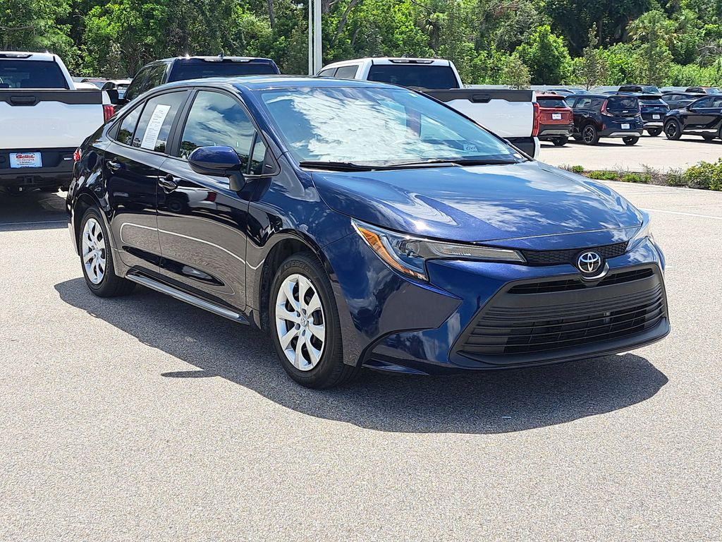 2024 Toyota Corolla LE photo 2