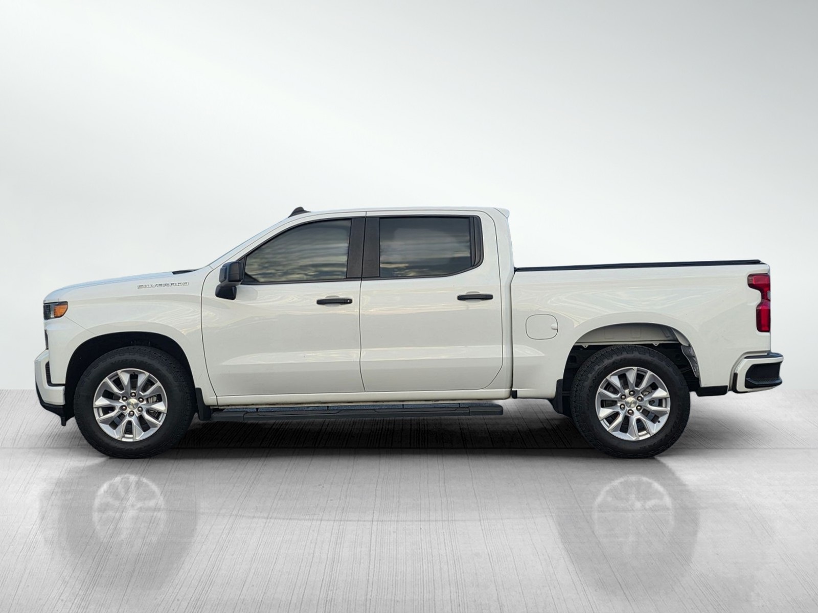 2021 Chevrolet Silverado 1500 Custom photo 4